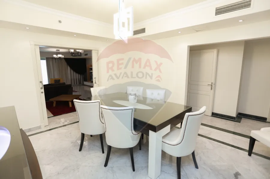 شقة للإيجار المفروش 295 م سان ستيفانو (ابراج الفور سيزون)