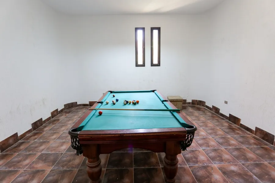 Villa for sale 700m King Marriott (Compound Bostan Mena)