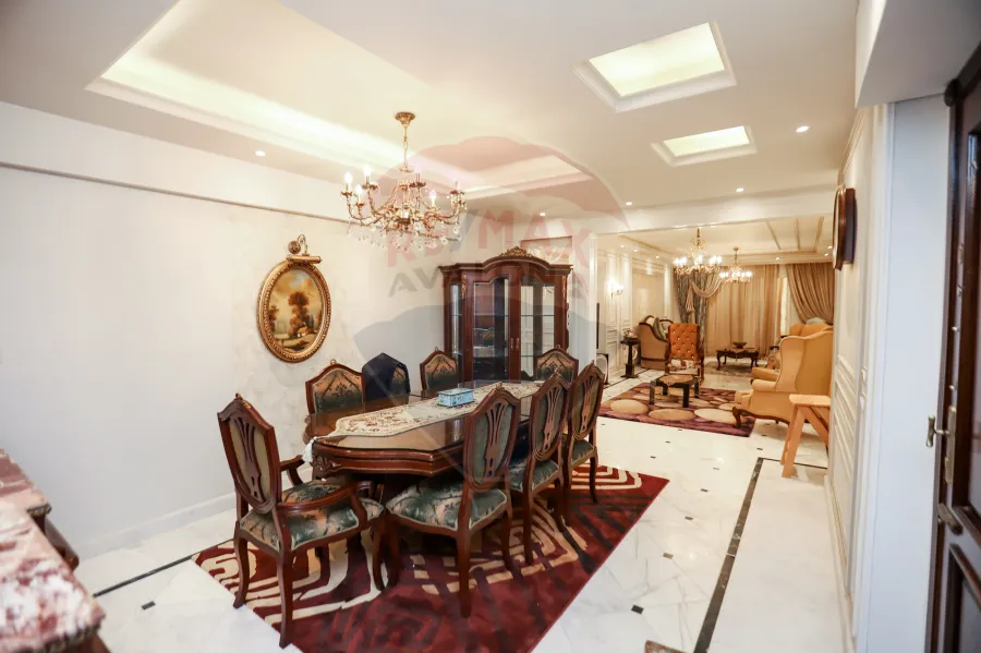 شقة مفروش للإيجار 245 م كفر عبده (ش سانت جيني)