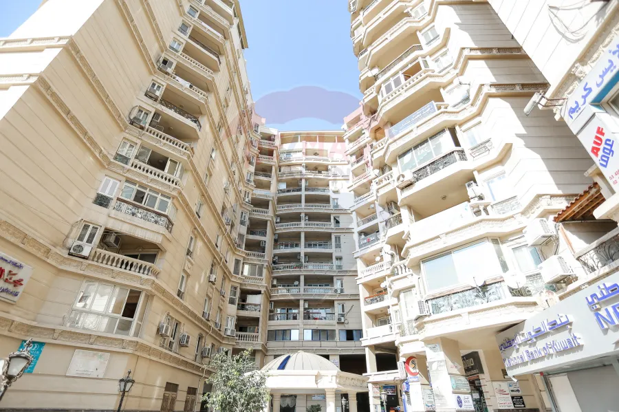 Apartment for Sale 242 m Smouha (Elsraya Flowers Towers)