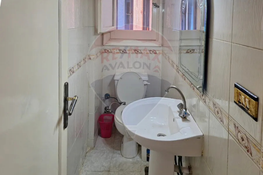 Apartment for sale 200 m Sidi Bishr (Khaled Ibn Al Walid St Brand building.)