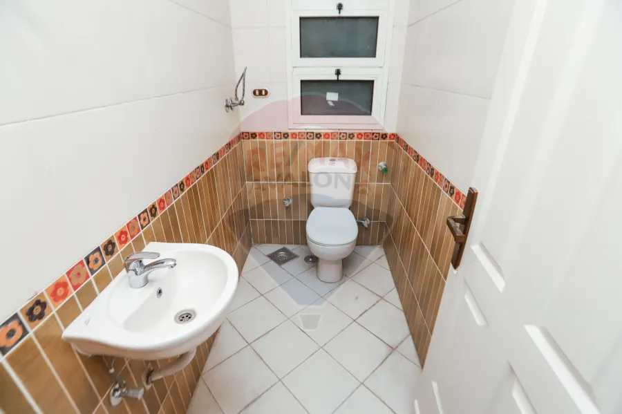 Apartment For Sale 210 m Sidi Bishr