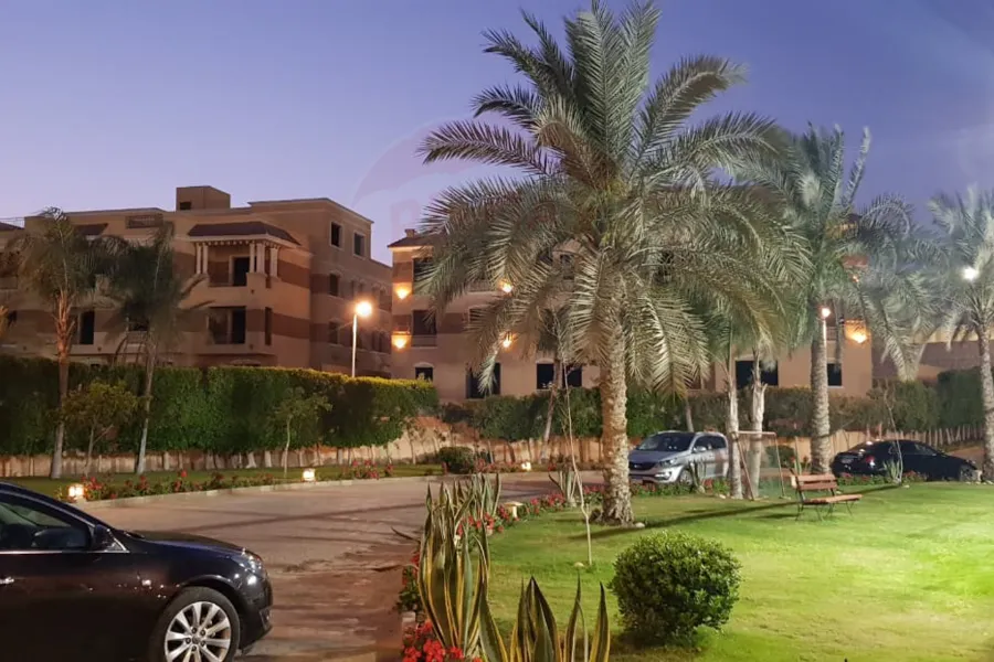 Apartment for sale 190 m buildings + 300 m garden new cairo (Nasa company - infront of madinaty)