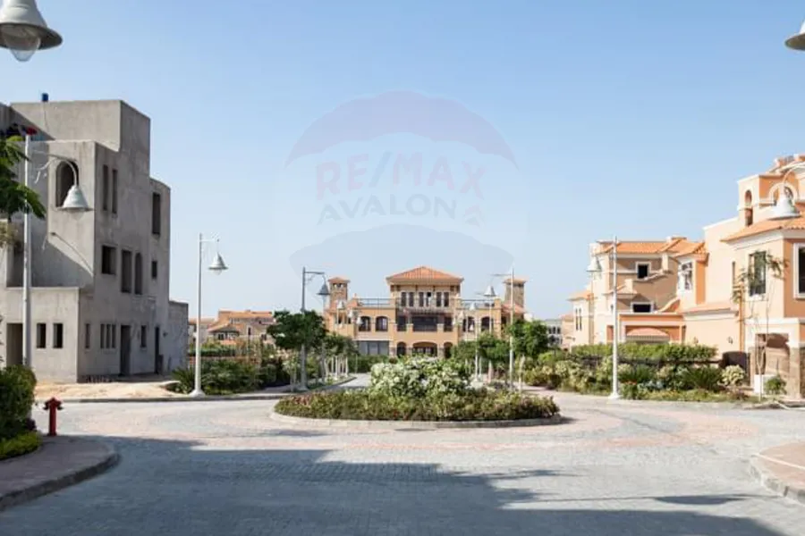 فيلا توين هاوس  للبيع  258 م  الكينج ماريوت (كمباوند جيوار )