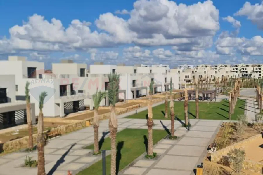 فيلا تاون هاوس للبيع 290 م (بالم هيلز - الاسكندرية )