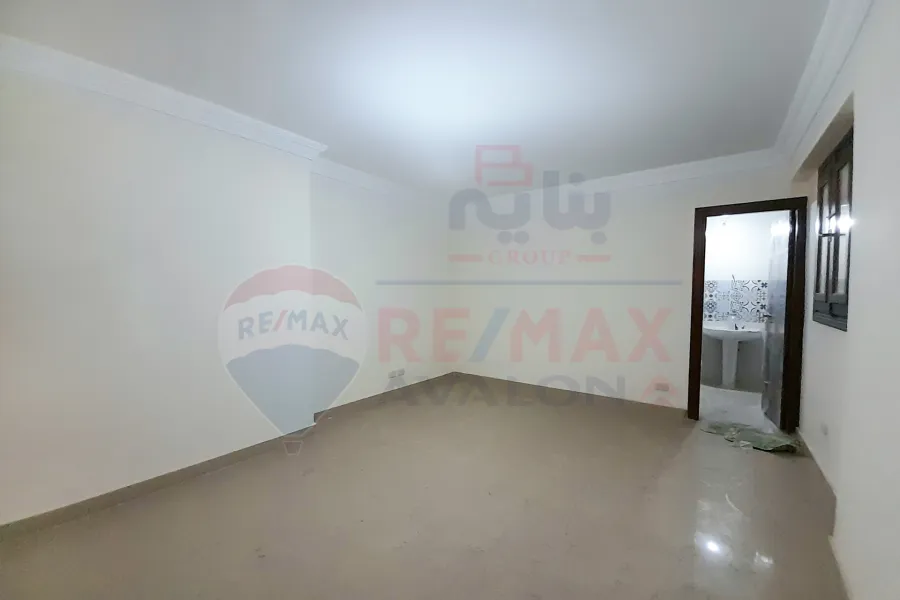 Apartment For Rent 200 m Smouha  (Ismail Sari st - Behind the Pharmacists Syndicate)