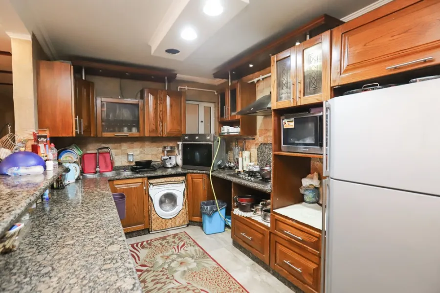 Apartment For Sale 296m Smouha (Beside Green Towers)