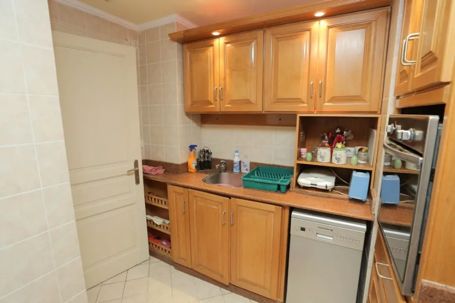 Furnished Apartment For Rent 135m Four-Seasons, Model F (San-Stefano)