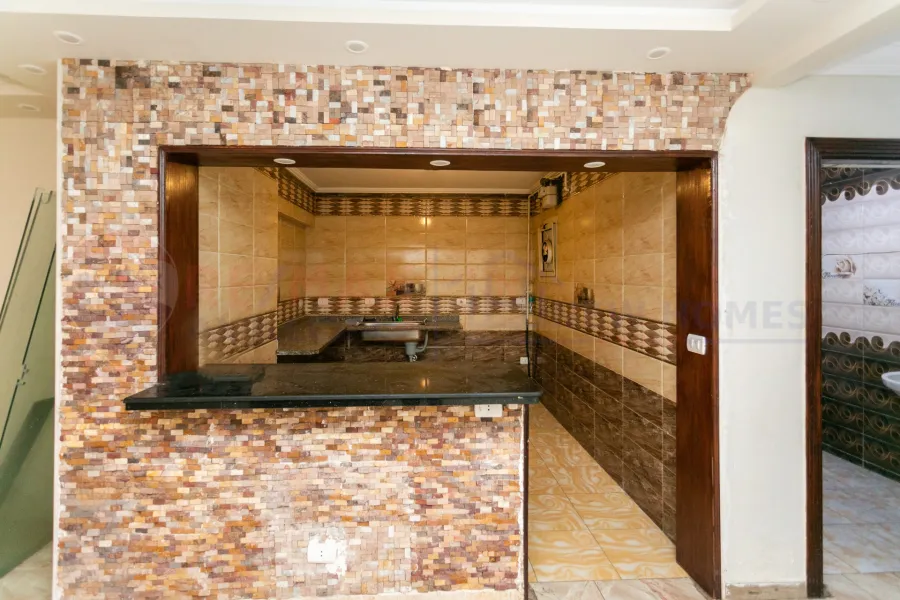 شقة للبيع 189 م سموحة (كومباوند الاتحادية)