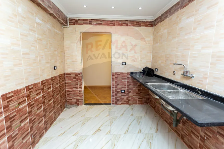 شقة للبيع 145 م سبورتنج (متفرع من ابوقير)