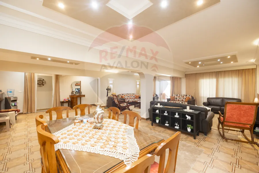 Ground chalet + Garden for Sale north coast (Granada village)