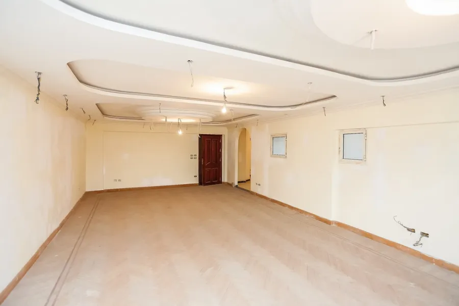 Apartment For Sale 350m El-Wezara