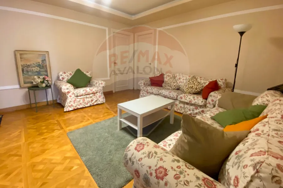 شقة للايجار المفروش 265 م سموحة (ش بهاء الدين الغتوري)