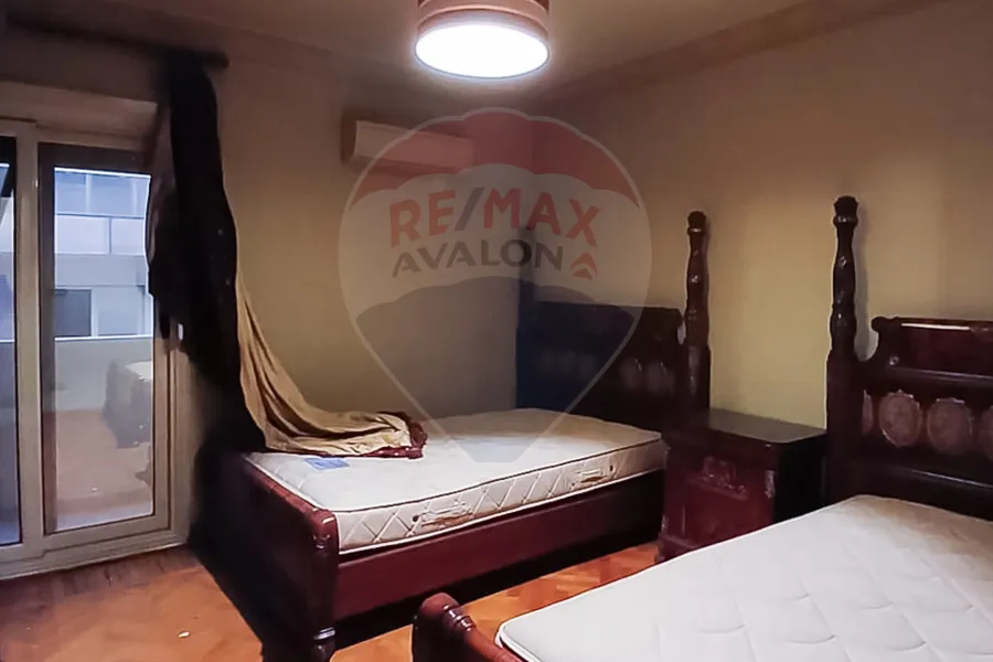 شقه للبيع 250 م رشدي (شارع ابو قير)