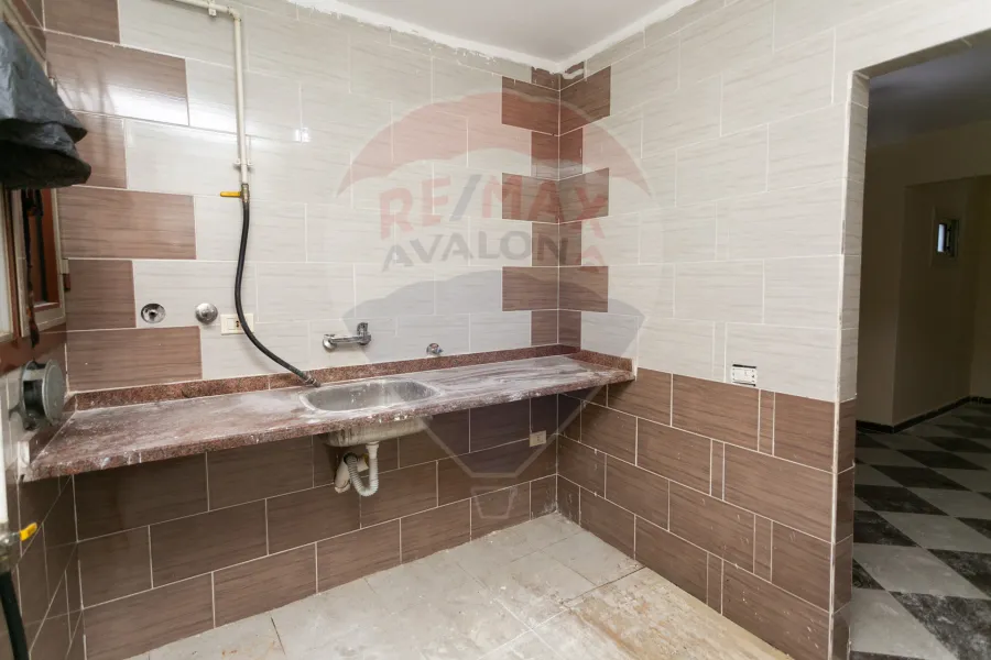 شقة 160 م + رووف 160 م للبيع فلمنج (ش مصطفي كامل)