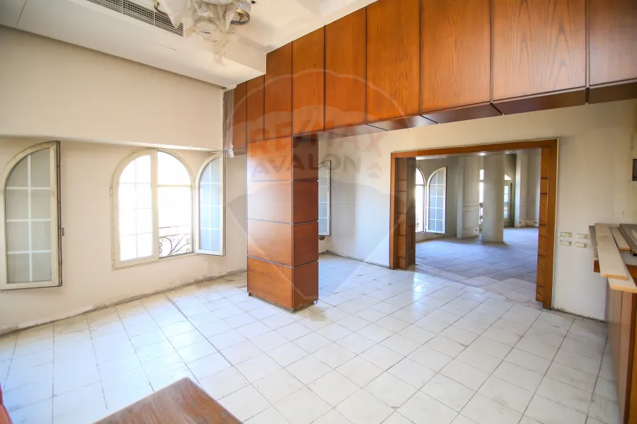 Apartment for sale 333 m Smouha (On the Mahmoudiyah axis -Beside Pharos University)