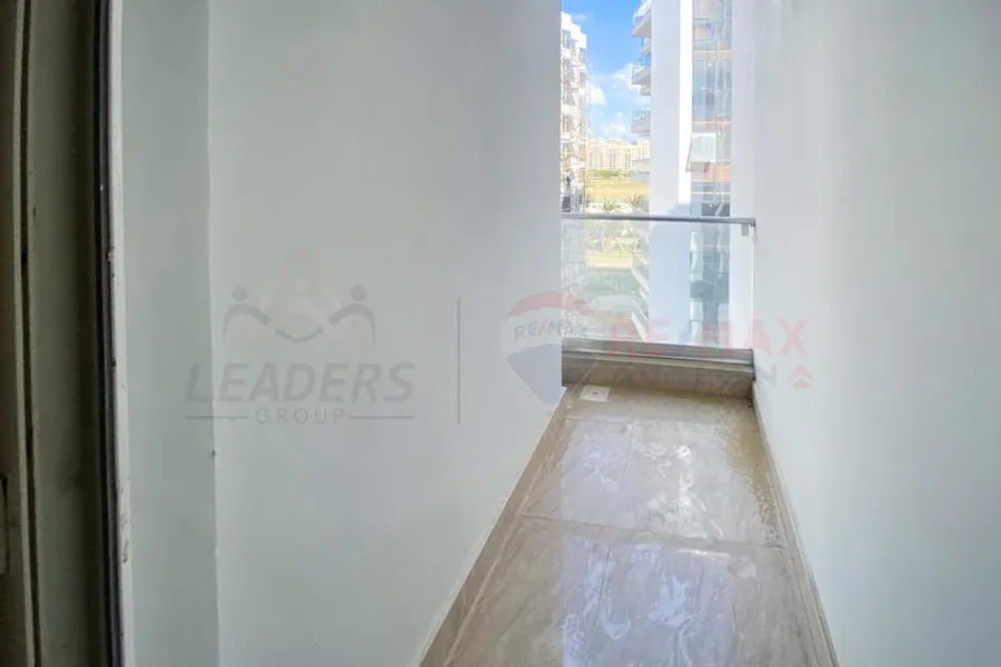 شقة للايجار 202 م سموحه (جراند فيو)