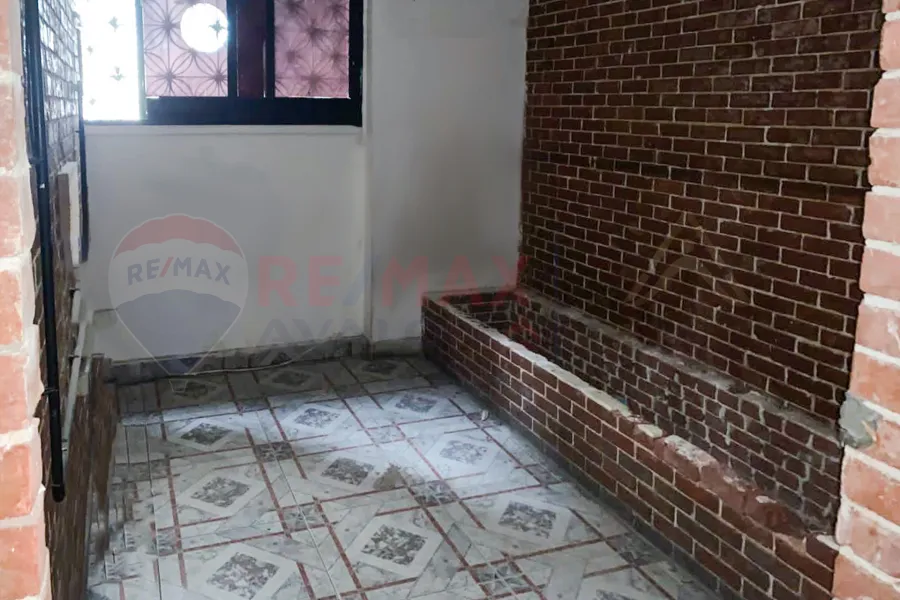 محل للايجار 330 م سموحة (ش اسماعيل سري)