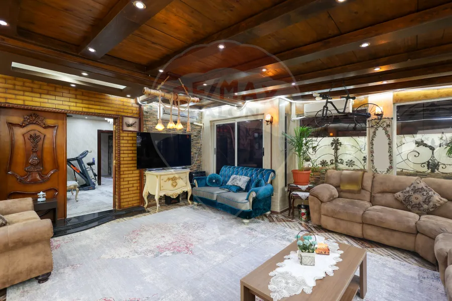 فيلا للبيع 295 م المعمورة الشاطئ (خطوات من البحر)