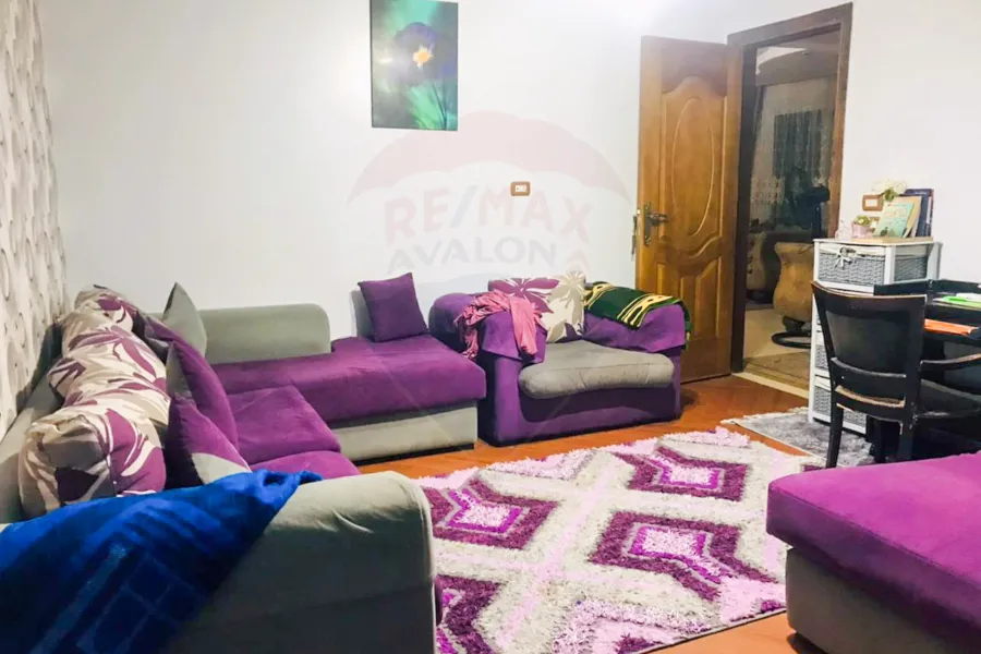 Apartment for rent 235 m Gleem (in front of Abu Dhabi Bank)