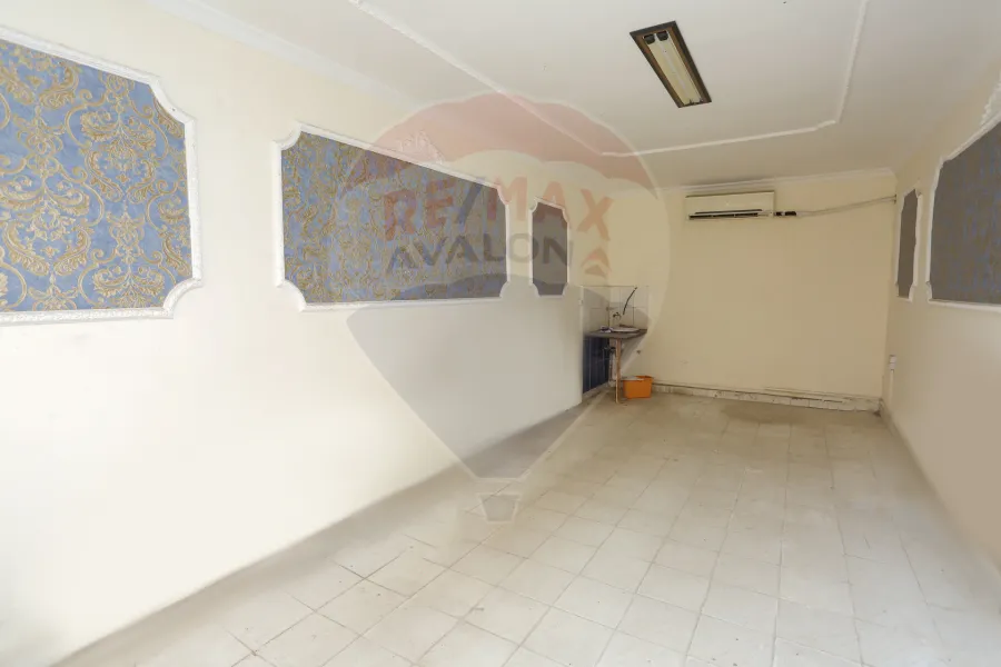 shop for sale 30 m janklis (Abu Qer st)