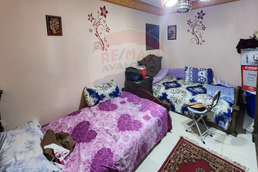 Apartment for sale 200 m Alasafra (Directly on the sea)