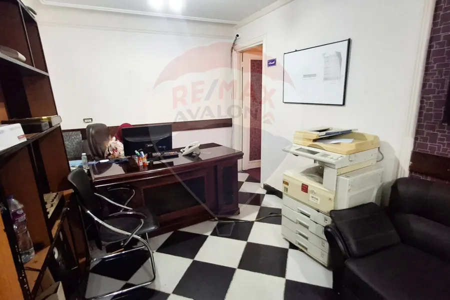 شقة للبيع 120 م  فلمنج (ش مصطفي كامل)