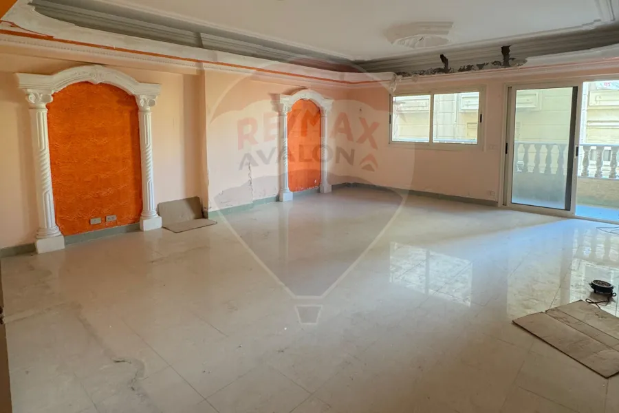 Apartment for sale 170 m Louran (second row of the sea)