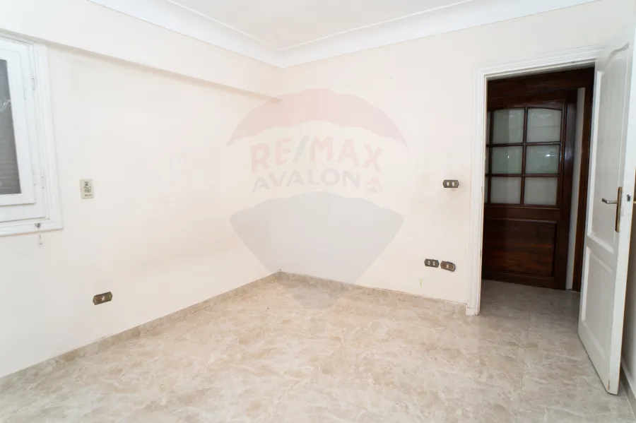 Apartment for rent 100 m Smouha (Tutankhamun St.)