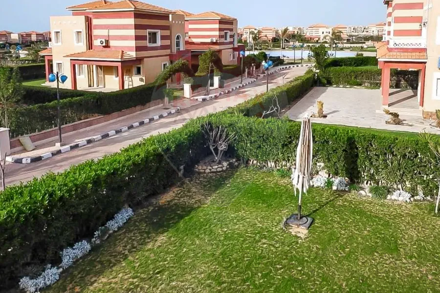 فيلا أستاند ألون للبيع الساحل الشمالي (قرية روزانا) 580 م