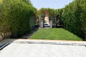 شاليه أرضى + حديقة للبيع الساحل (قرية مرحبا بيتش)