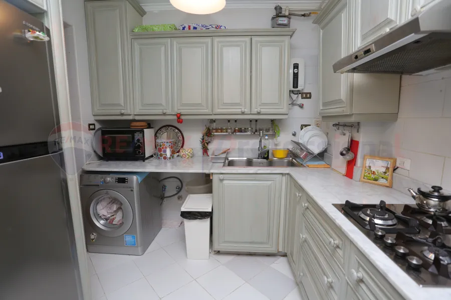 Apartment for sale 150 m Kafr Abdo (Steps from Saint Jenny Square)