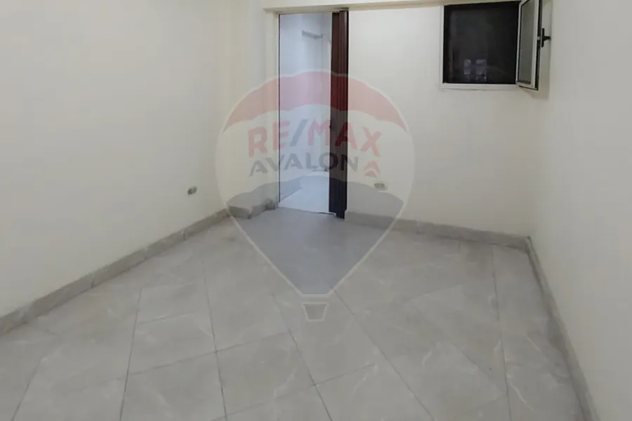 Administrative unit for rent 50 m Sporting (Delta St.