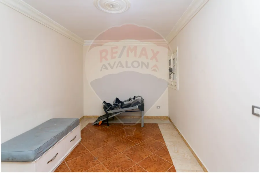 شقة للبيع 140 م السرايا (ش الطفولة السعيدة )