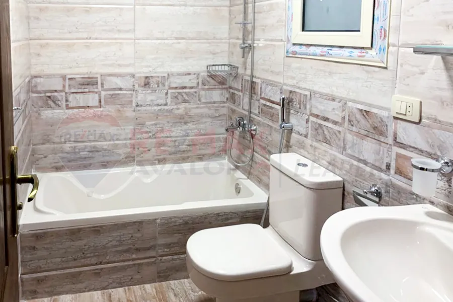 Apartment for rent 170 m Smouha (Hadayek El Saraya - Al Reyada St.)