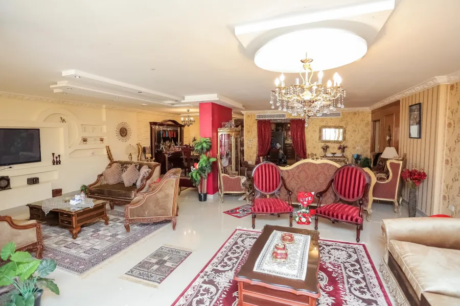 Apartment for sale 380m Roushdi(Branched from Tram)