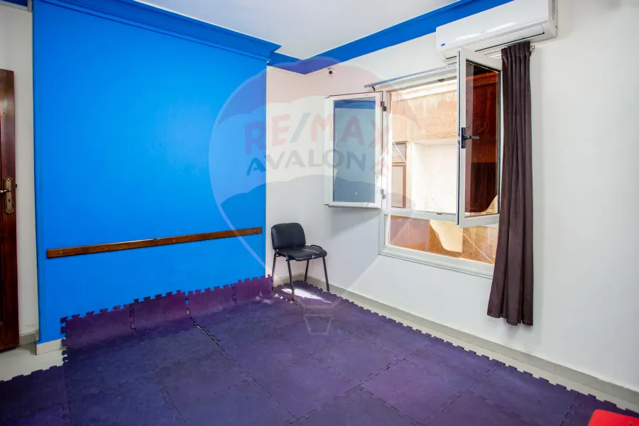 Administrative office for sale 115 m Muharram Bey (Zein El Abidin Street - directly on the tram)