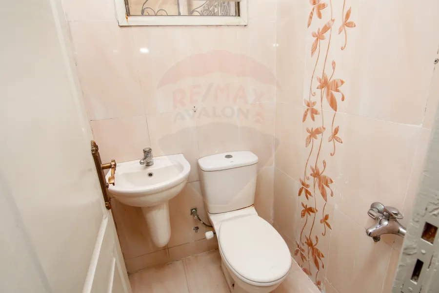 شقة للبيع 210 م سموحة ( ش ادمون فريمون ) - أول سكن