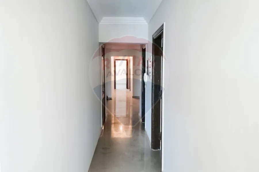 شقه للايجار 270 م سموحه (حي الفيلات )