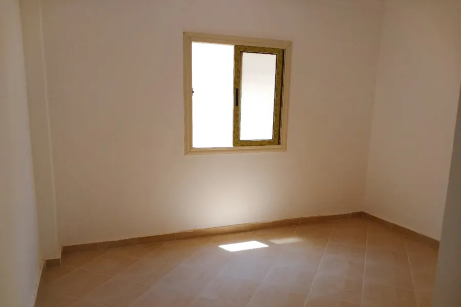 شالية للبيع (امارتس هايتس) 100 م