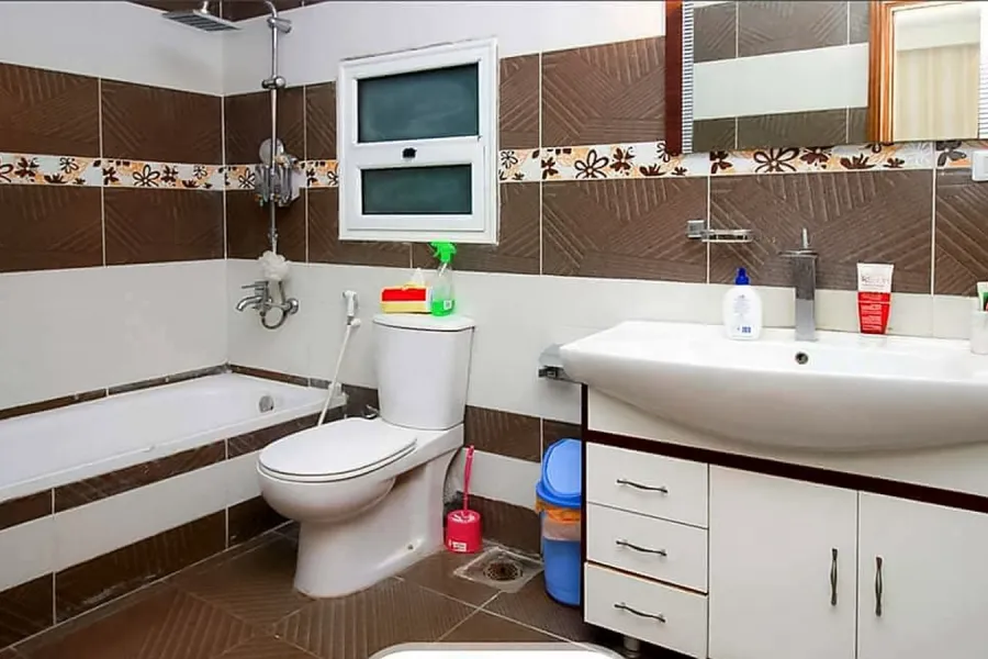 شقة للبيع 237م سموحة  (خطوات من ش ألبرت الاول)