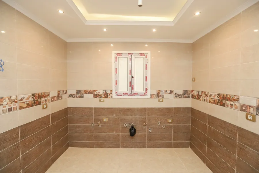 شقة للبيع 252م محطة الرمل  (كمباوند الشرطة)