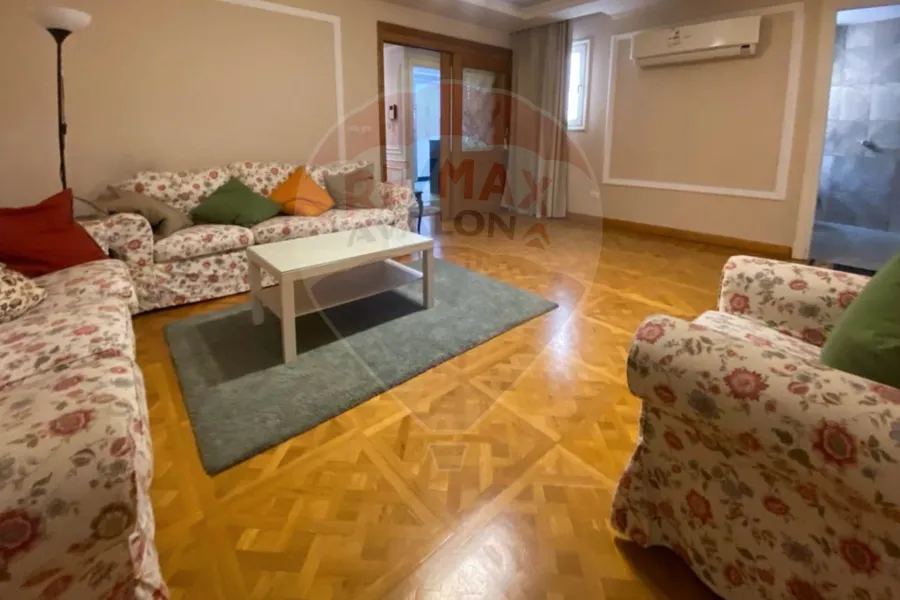 شقة للايجار المفروش 265 م سموحة (ش بهاء الدين الغتوري)