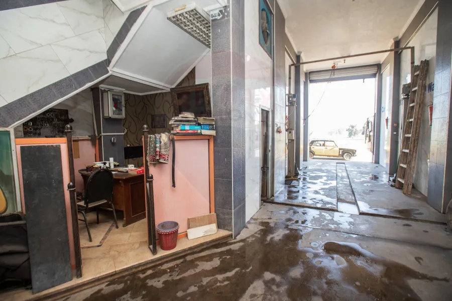 Car maintenance center for rent 200 m Abiss (interance abiss 2)