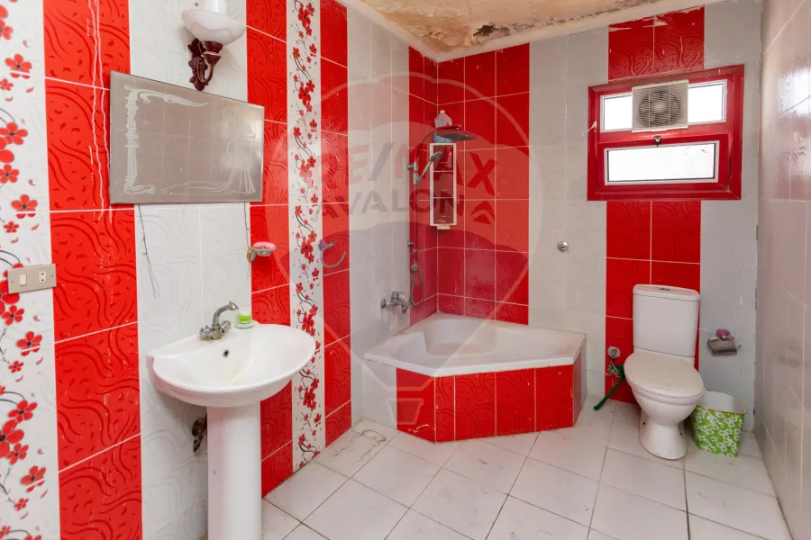 Apartment for sale 200 m Roushdy (steps from the tram)