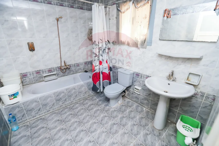 شقة للبيع 212 م العصافرة (خطوات من جمال عبد الناصر)