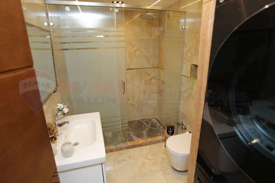 Apartment for sale 145 m Montazah (Royal Plaza Complex)