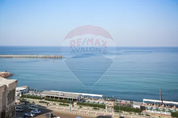 (شقة للبيع 275 م السرايا (أول نمرة متفرع من البحر