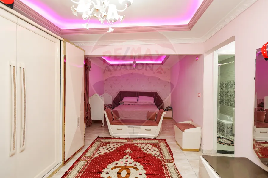 Apartment for sale 205 m Alsoyof (Mostafa Kamel St.)