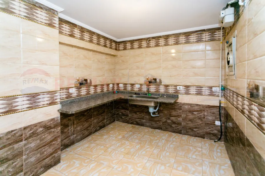 شقة للبيع 189 م سموحة (كومباوند الاتحادية)